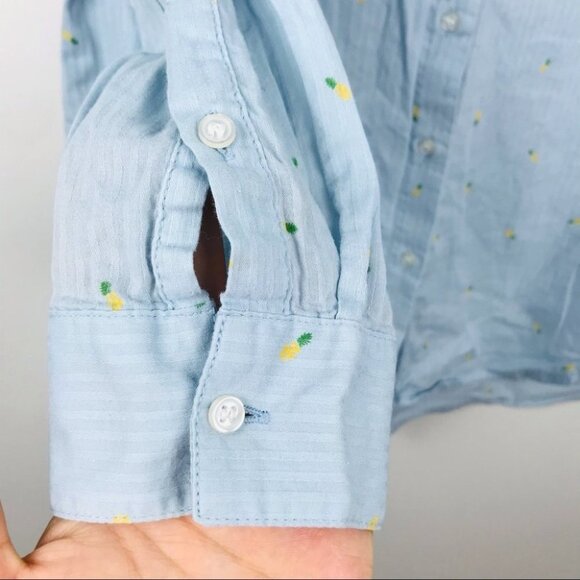 RW&CO long sleeve Cotton button up  pineapple Print blue shirt Women M - Picture 13 of 15